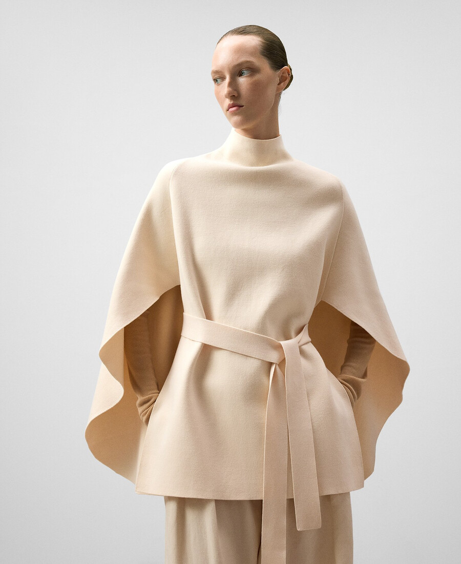 cape tricotée avec ceinture femme