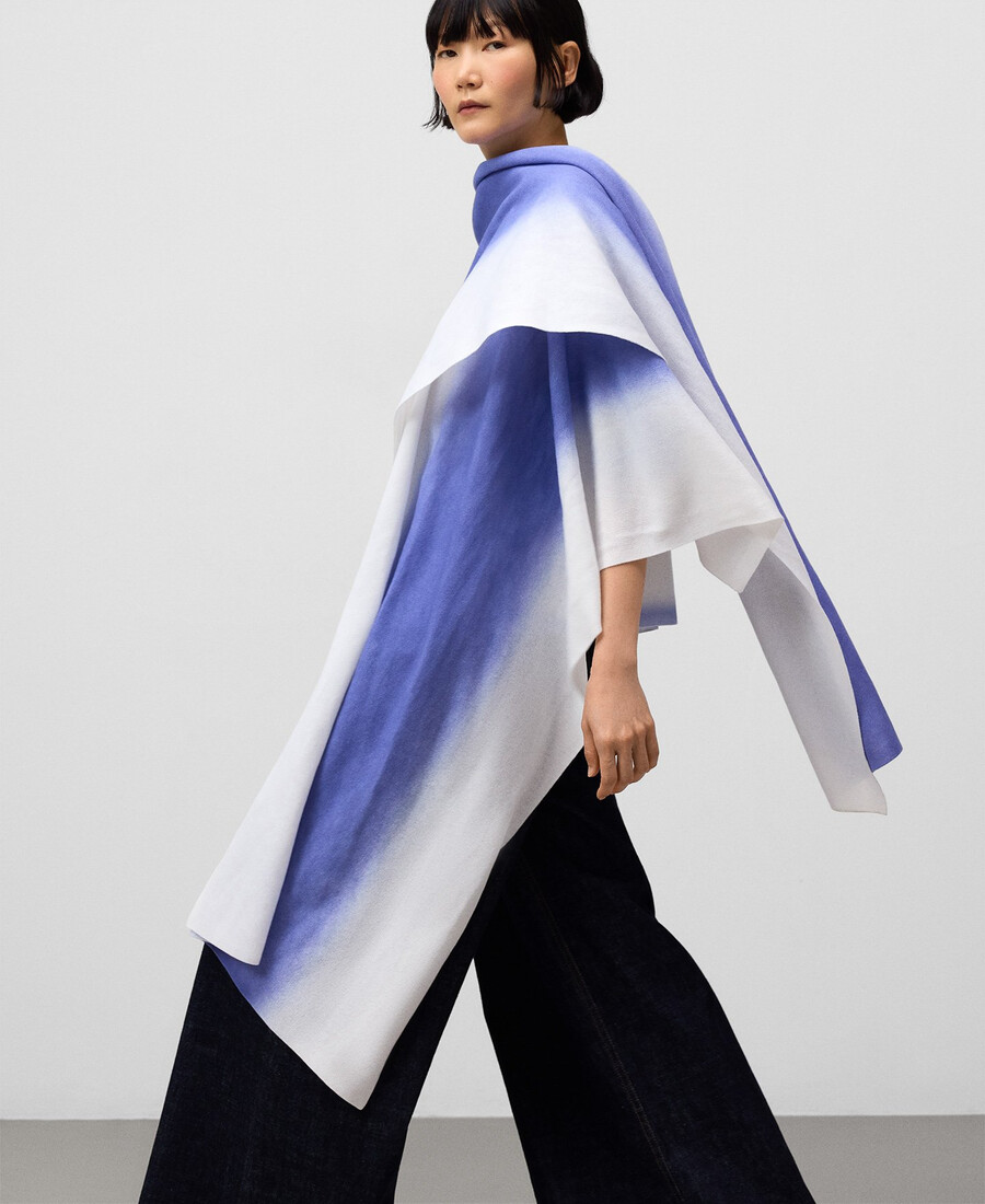 cape en maille effet vaporisé pour femme