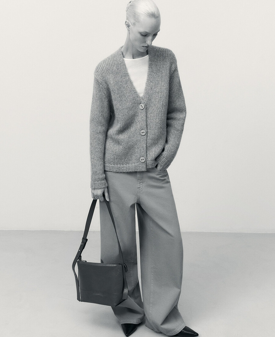 gilet en maille à col v pour femme