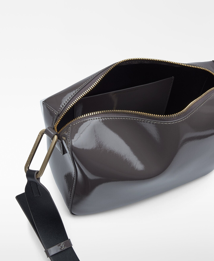 sac bandoulière femme moyen en cuir verni