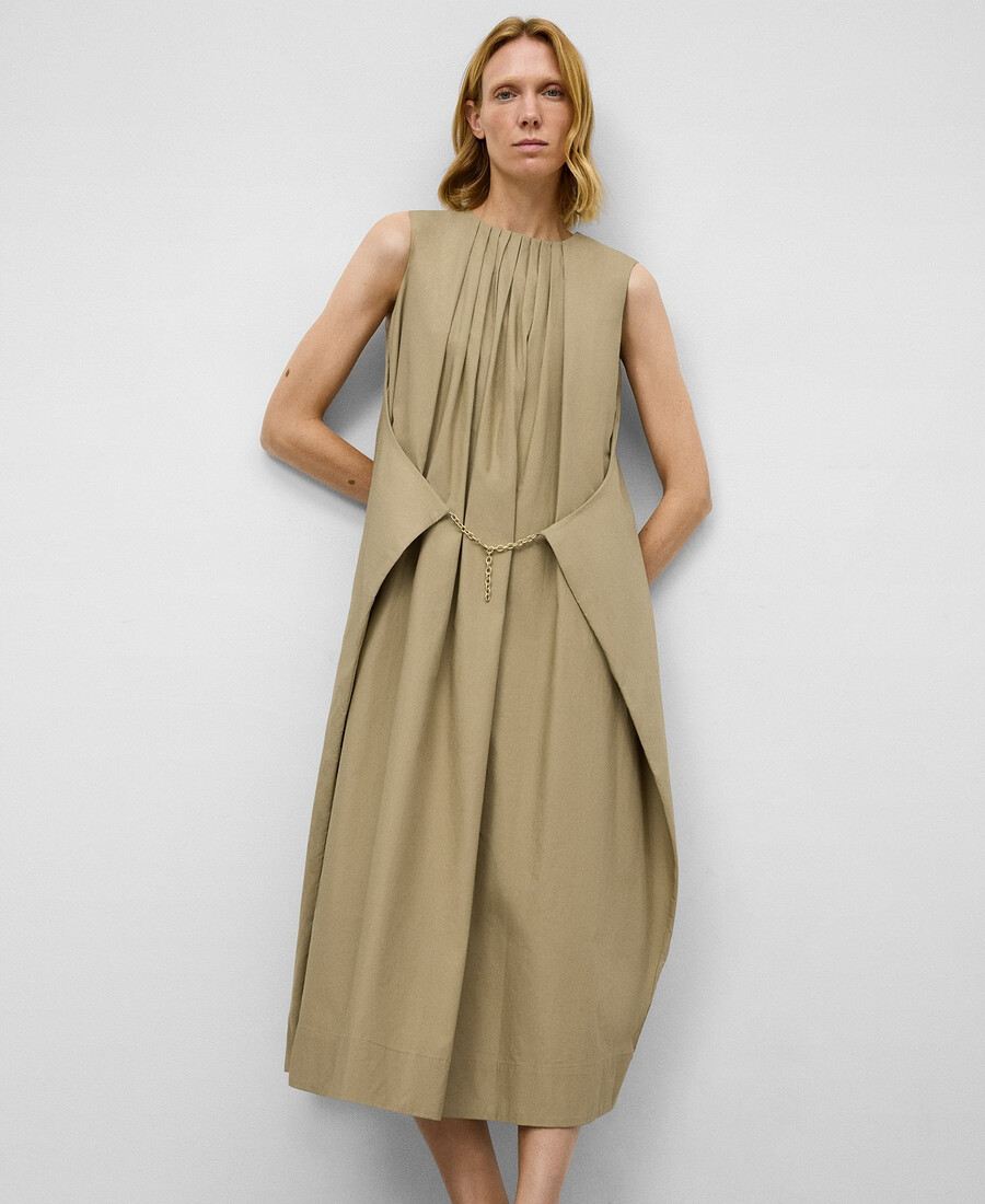 robe plissée avec détail de chaîne pour femme