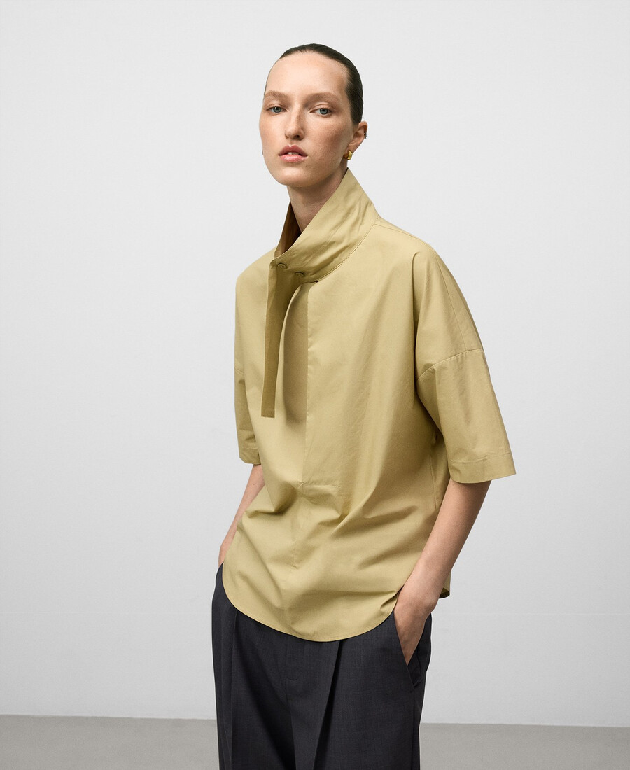 chemise à manches courtes et col mao femme