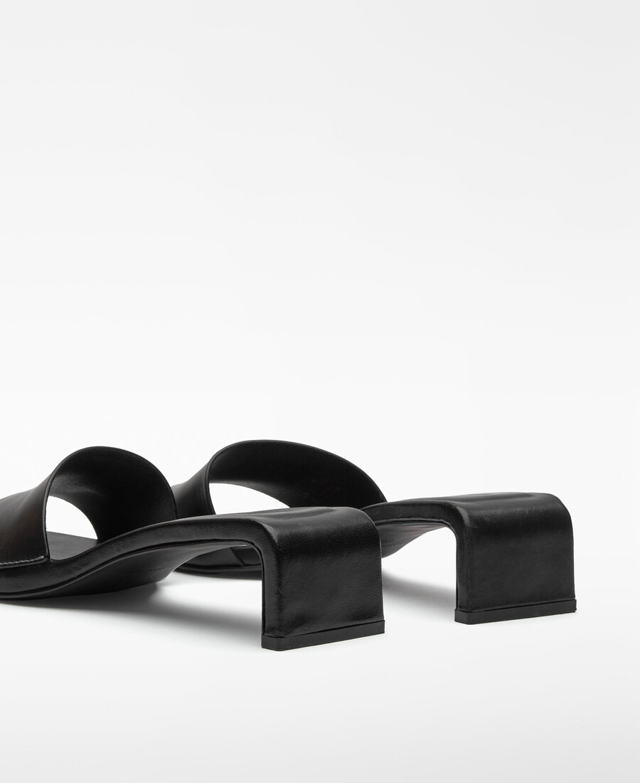 sandale en cuir continu pour femme