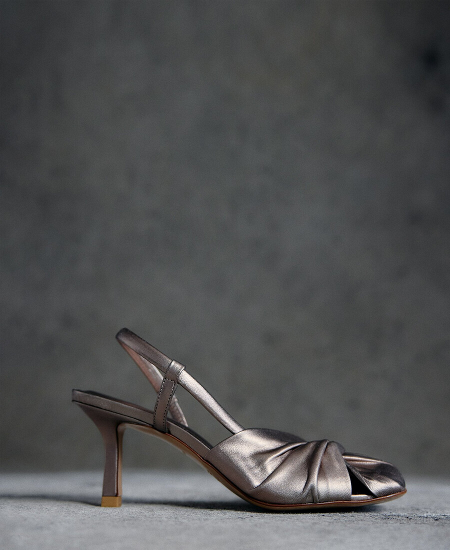 chaussure à talon en cuir froncé pour femme