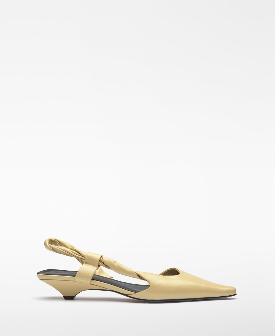chaussure à talon bas en cuir pour femme