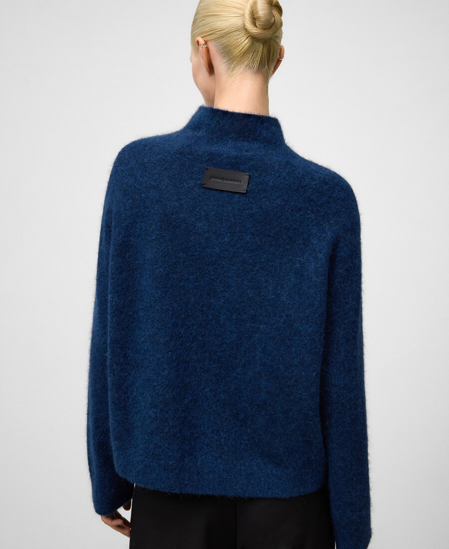 pull en maille à col cheminée pour femme