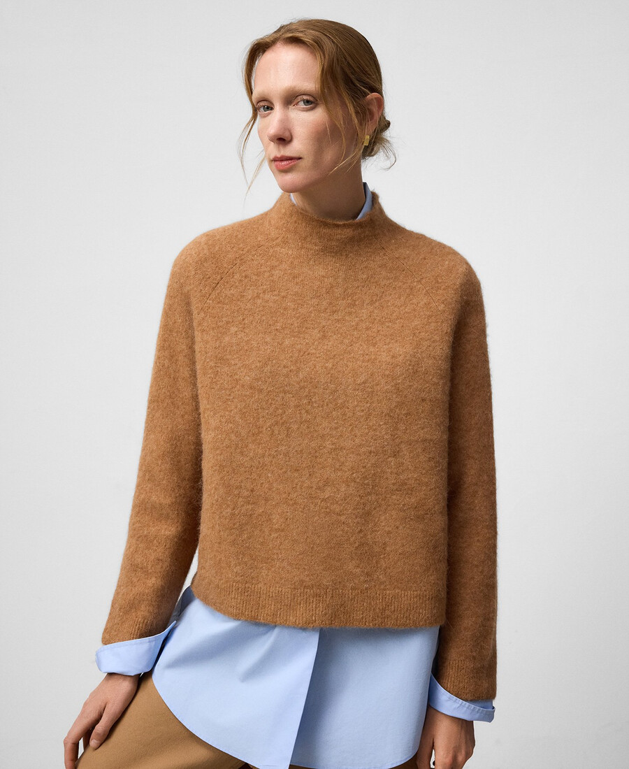 pull court en maille à col perkins pour femme