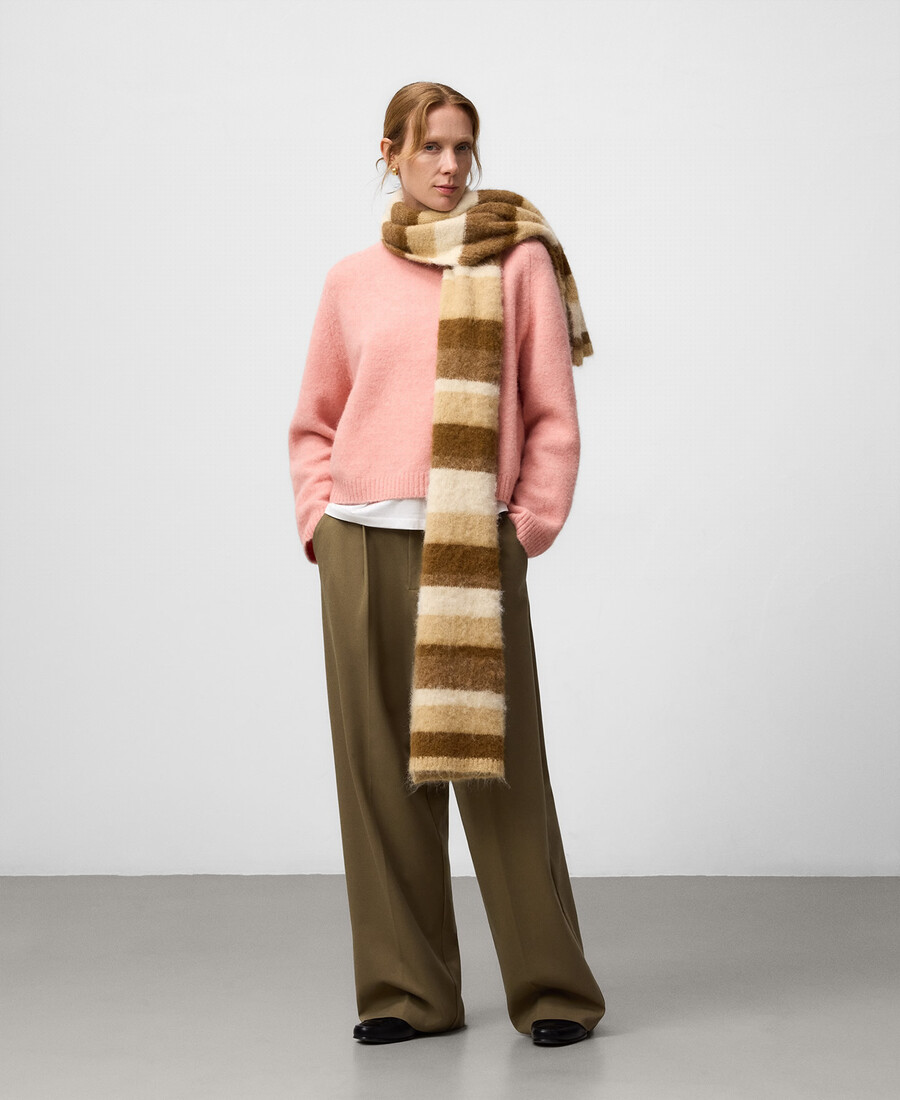 pull court en maille à col rond pour femme