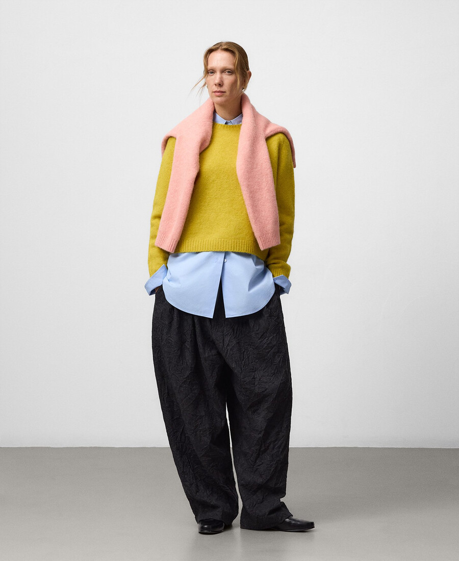 pull court en maille à col rond pour femme