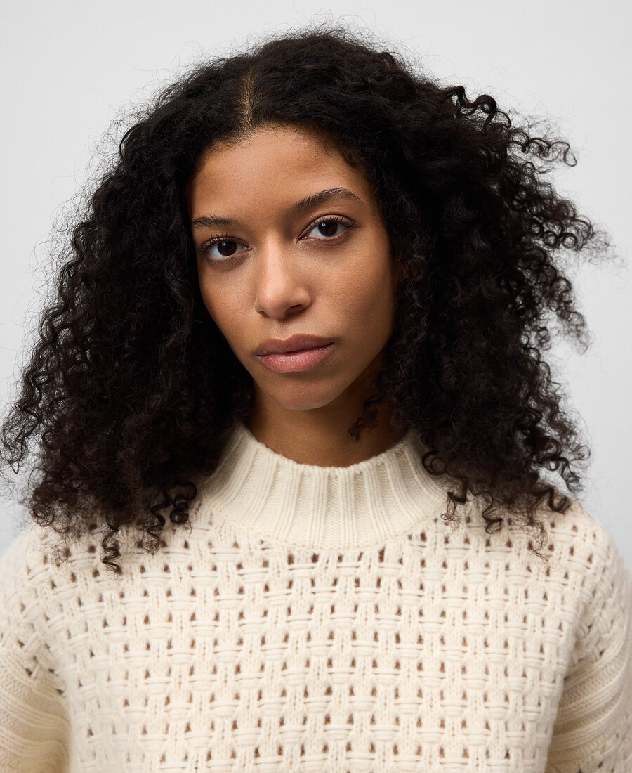 pull en laine ajourée pour femme