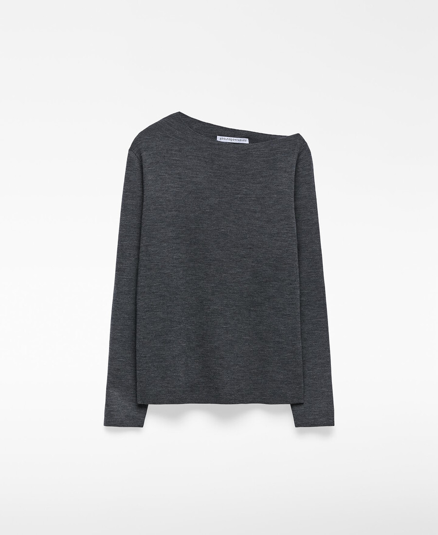 pull en maille à encolure asymétrique pour femme