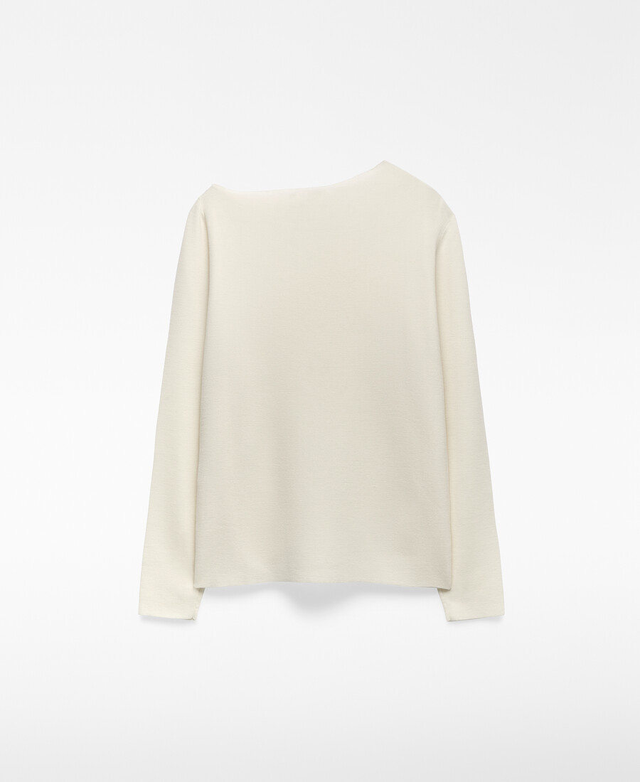 pull en maille à encolure asymétrique pour femme