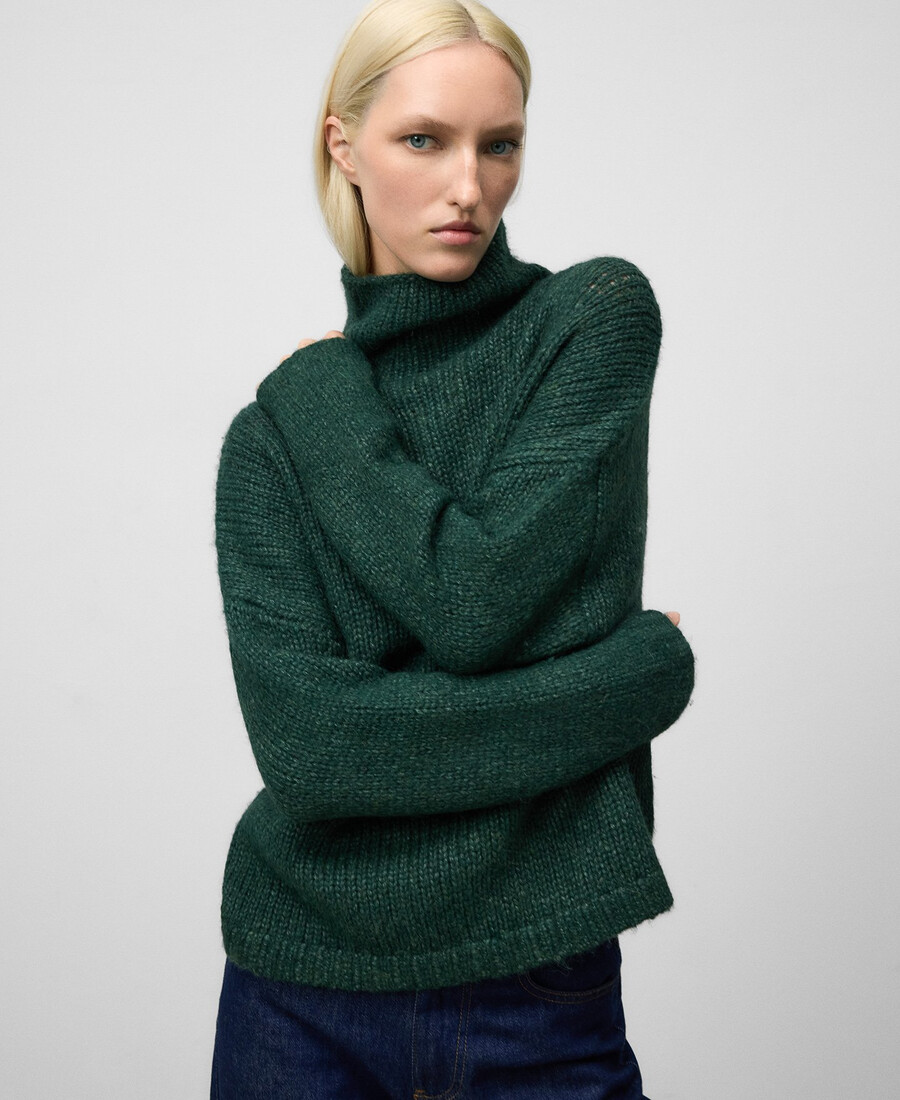 pull vert en maille à col cheminée pour femme