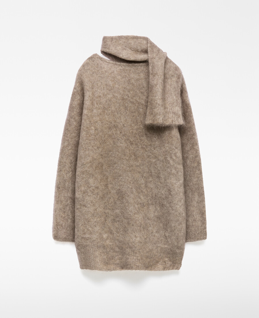pull femme à col écharpe en maille brossée