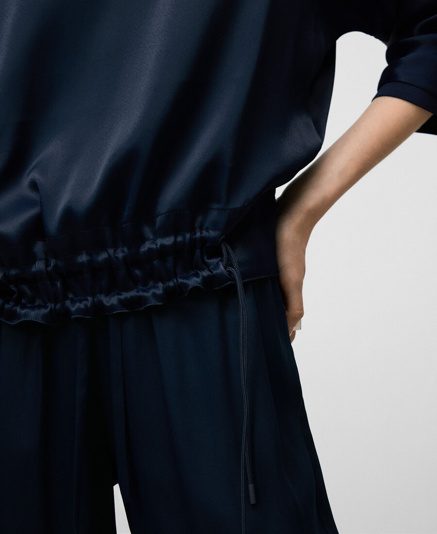 haut fluide en satin pour femme