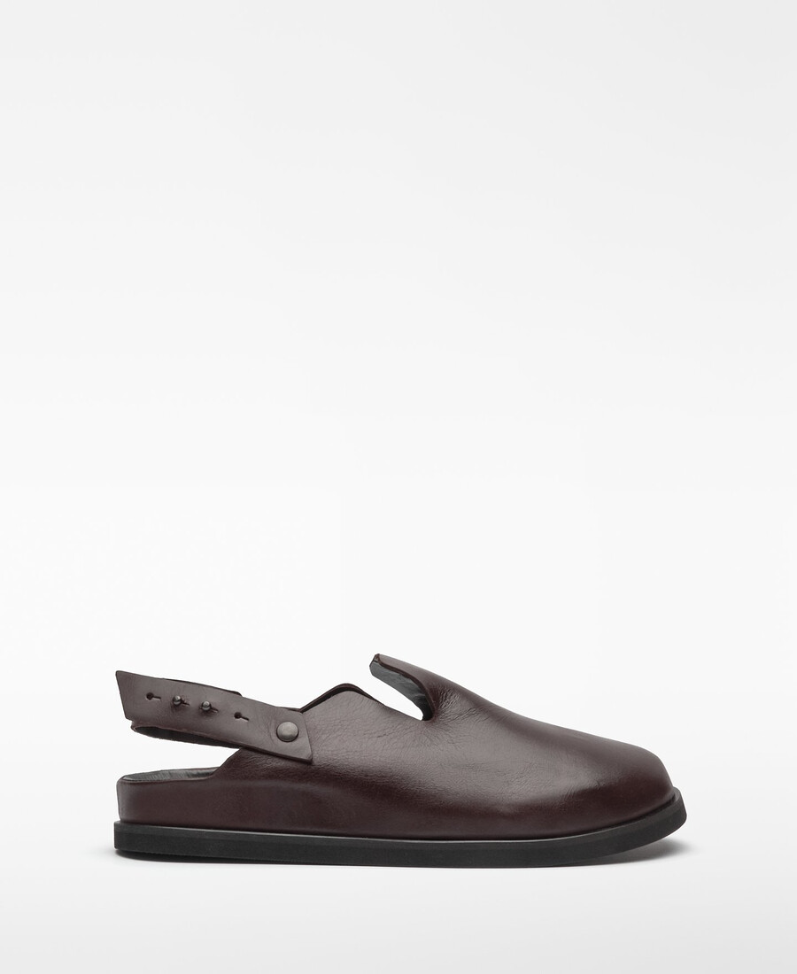sabot en cuir marron pour homme