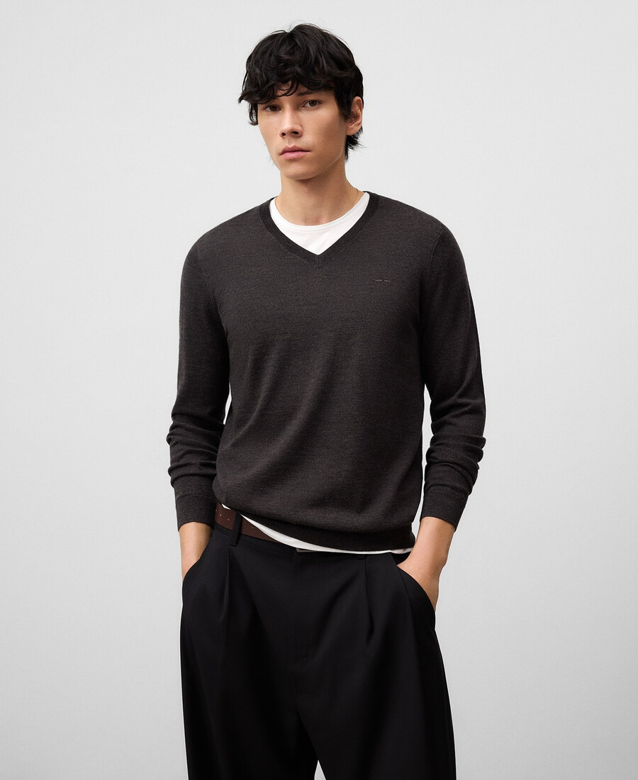 pull homme en laine mérinos à col en v