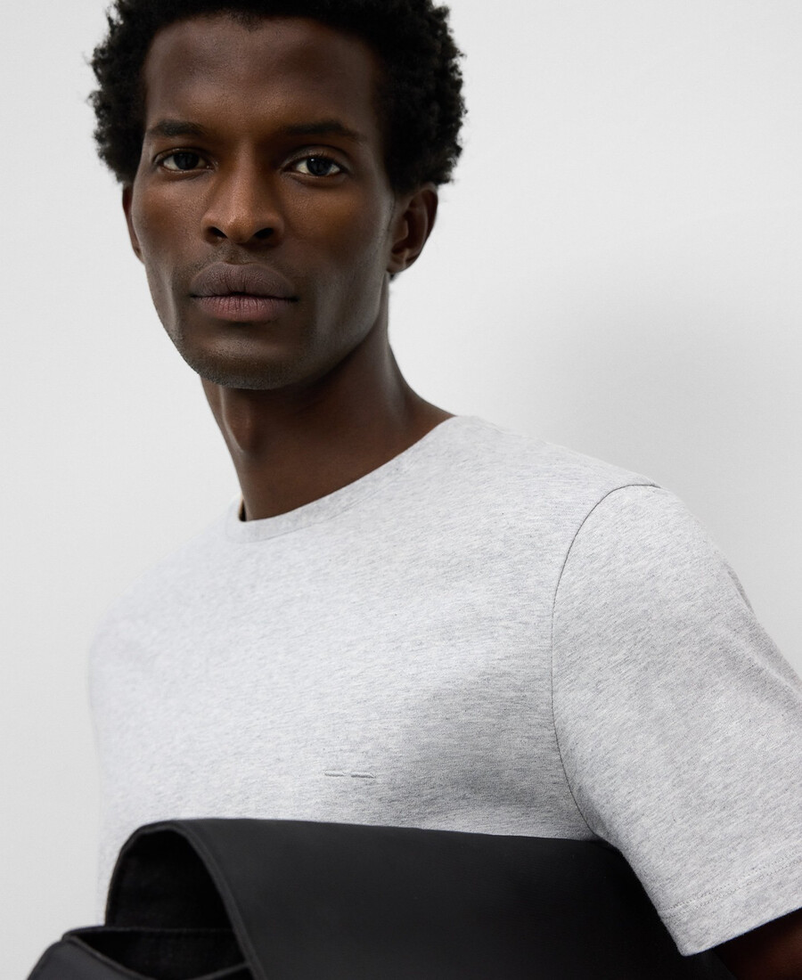 t-shirt homme en coton bio coupe classique