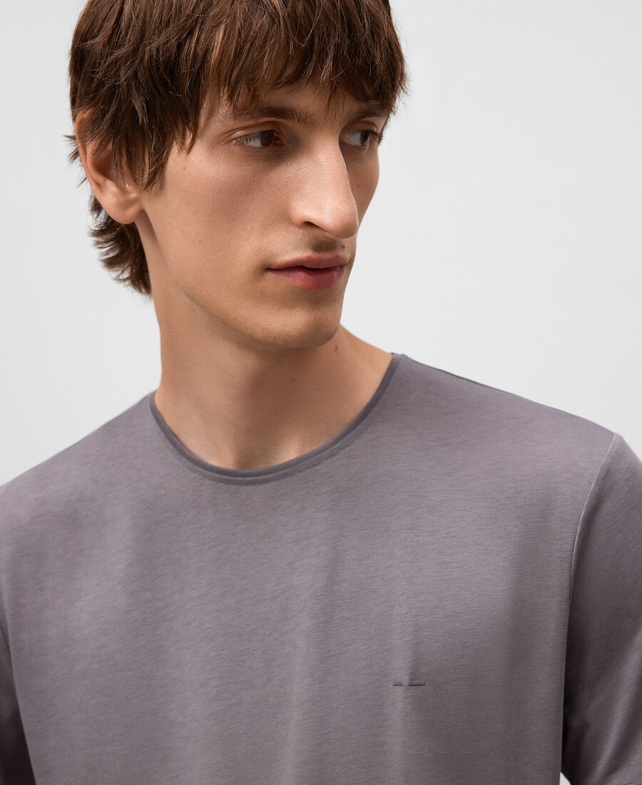 t-shirt homme à manches courtes coupe classique